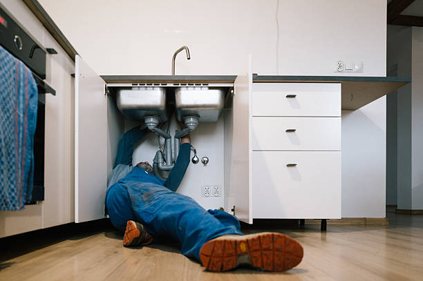 Professional Plumbing technician working in Barksdale, TX